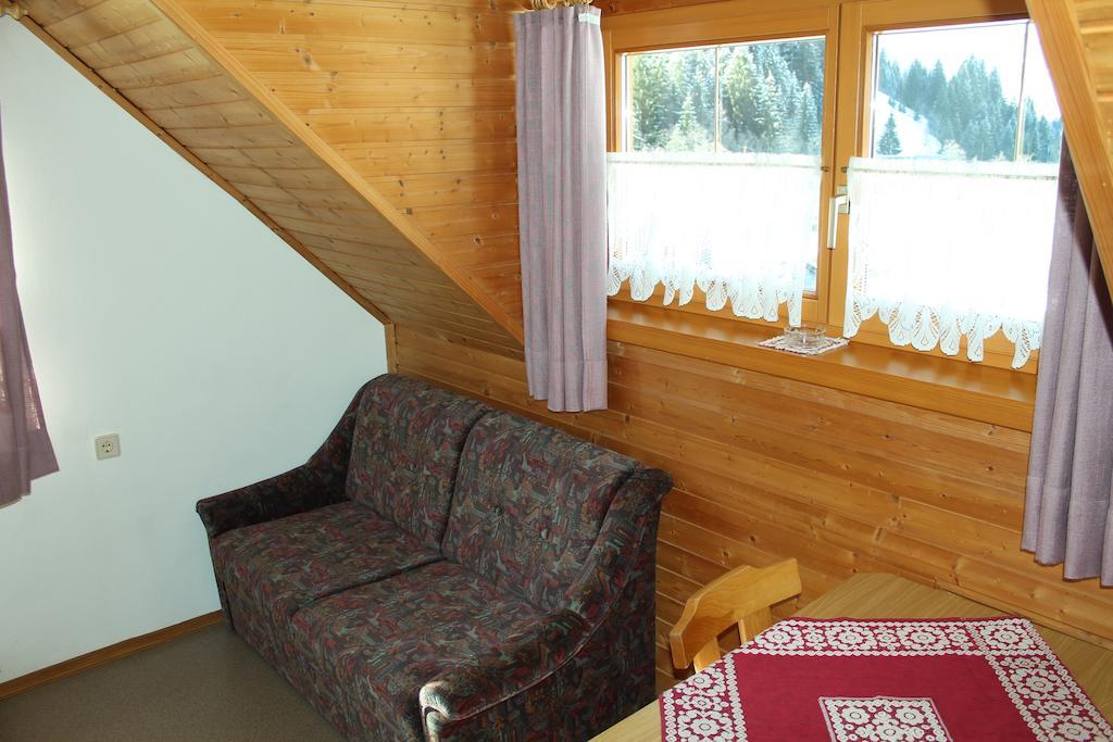 Appartement Pension Grasser Bad Kleinkirchheim Exterior foto