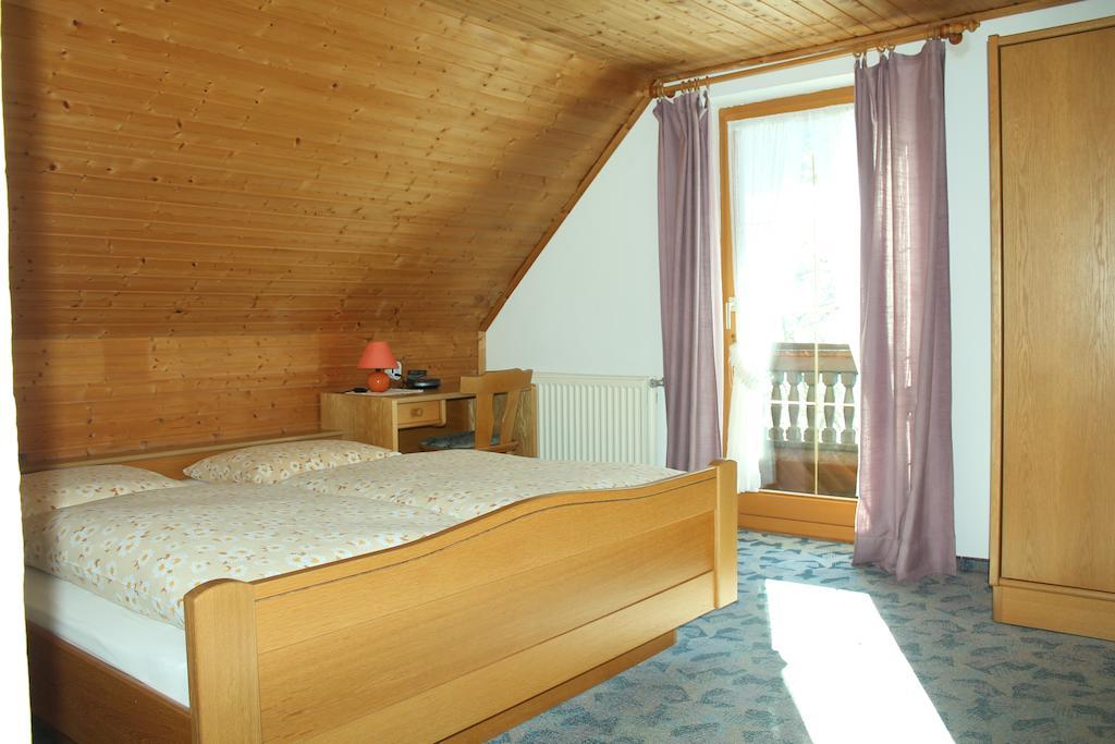 Appartement Pension Grasser Bad Kleinkirchheim Exterior foto