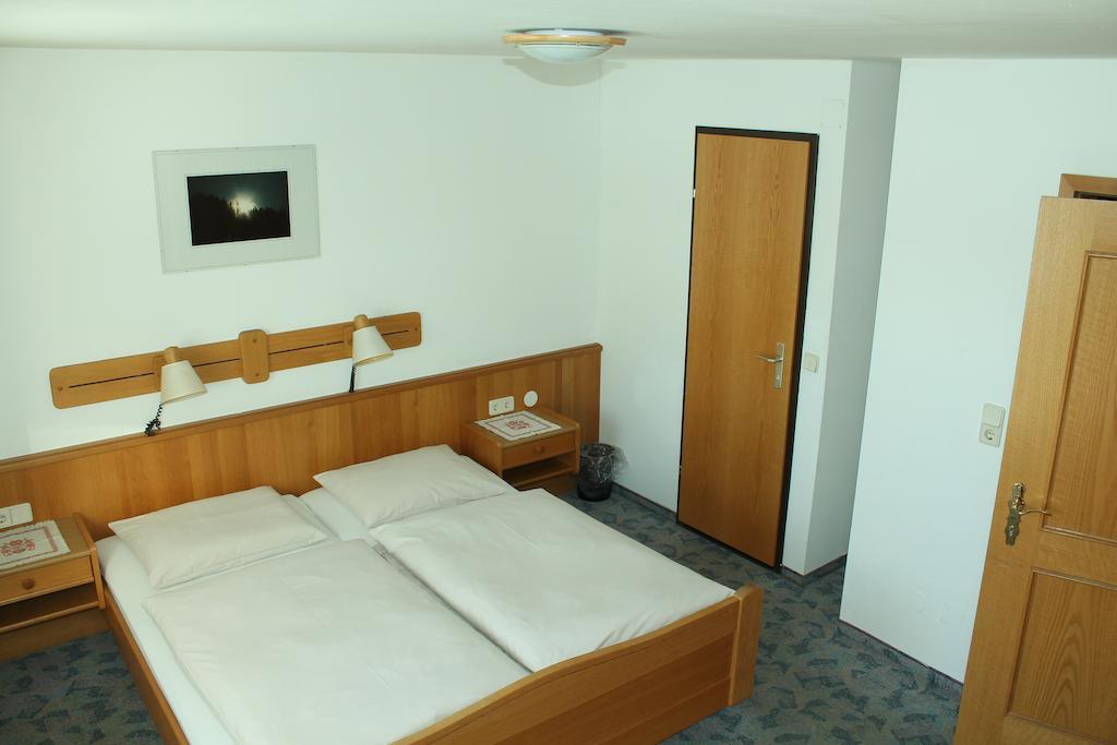 Appartement Pension Grasser Bad Kleinkirchheim Exterior foto