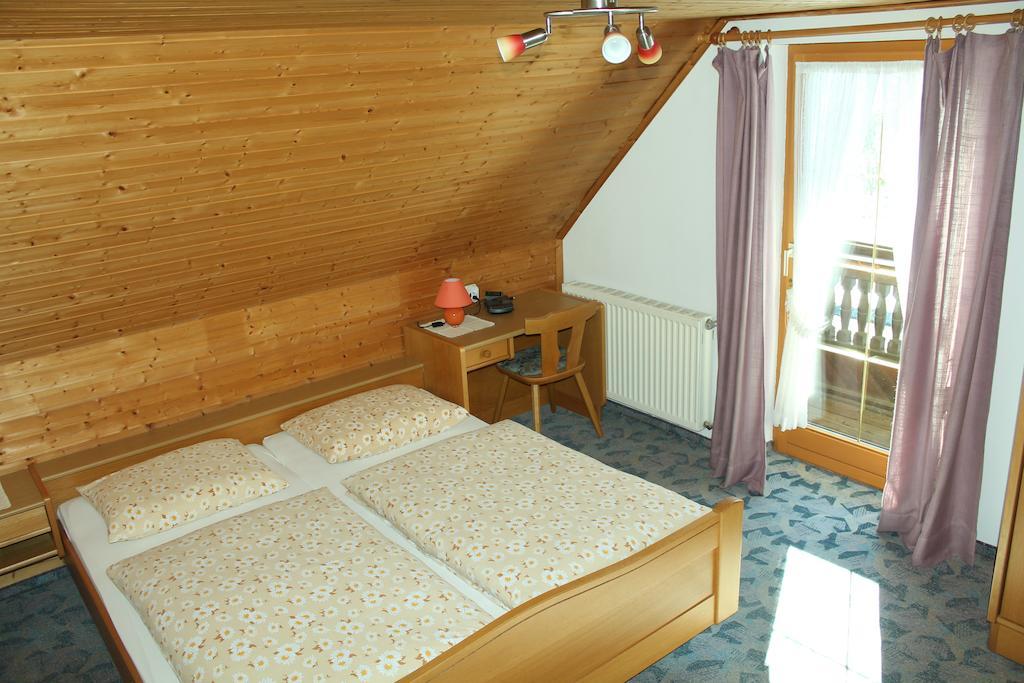 Appartement Pension Grasser Bad Kleinkirchheim Habitación foto
